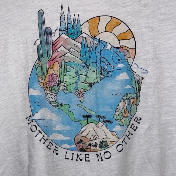 •OLD NAVY•"MOTHER LIKE NO OTHER" EARTH DAY CLASSIC SHORT SLEEVE TEE SIZE MEDIUM - Picture 4 of 7